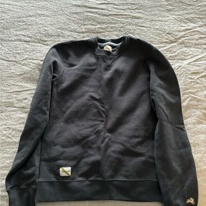 Tracksmith Crewneck Sweatshirt - Men’s Medium